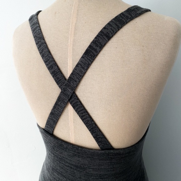 Hollister Grey Knit Criss Cross Cropped Tank Top - Size L - High Neck - Picture 5 of 10